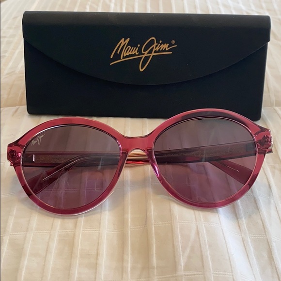 Maui Jim Mariana Polarized Raspberry 